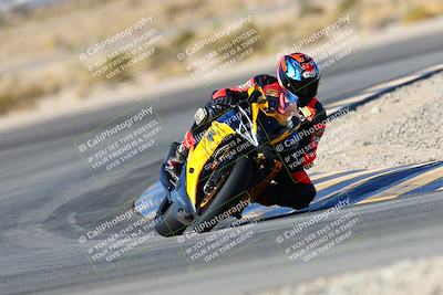 media/Jan-09-2022-SoCal Trackdays (Sun) [[2b1fec8404]]/Turn 11 (935am)/